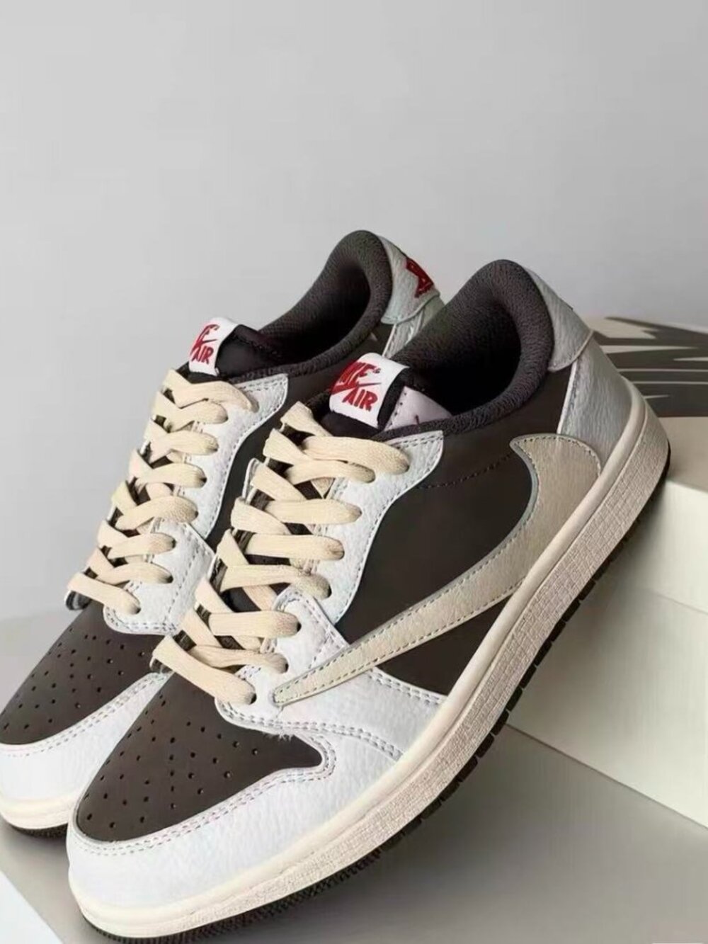 Travis Scott x Air Jordan 1 Retro Low OG 'Reverse